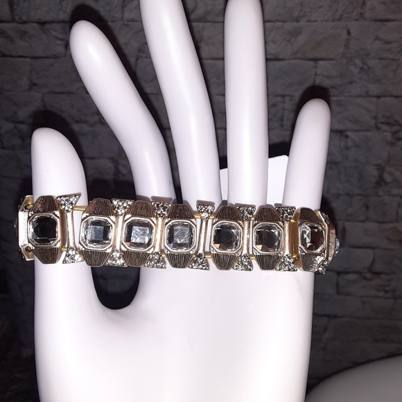 LIA SOPHIA GOLD TONE STRETCH BRACELET - Picture 4 of 8